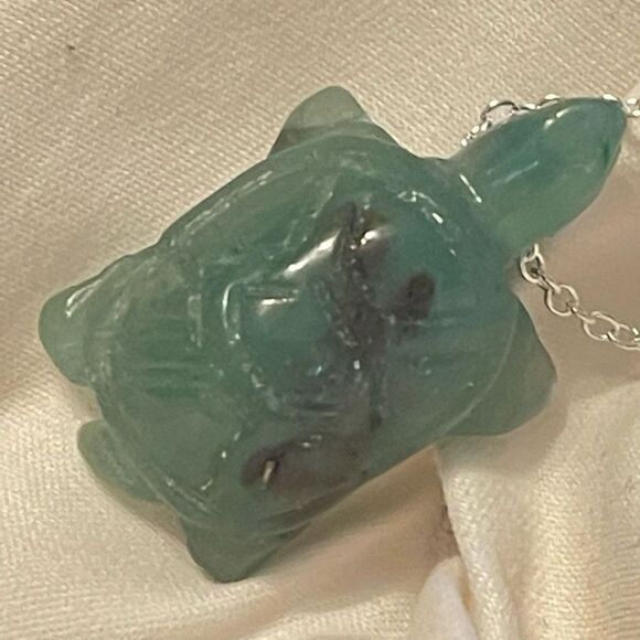Turtle necklace green aventurine tortoise silver plated 18” NEW handmade - Picture 10 of 12
